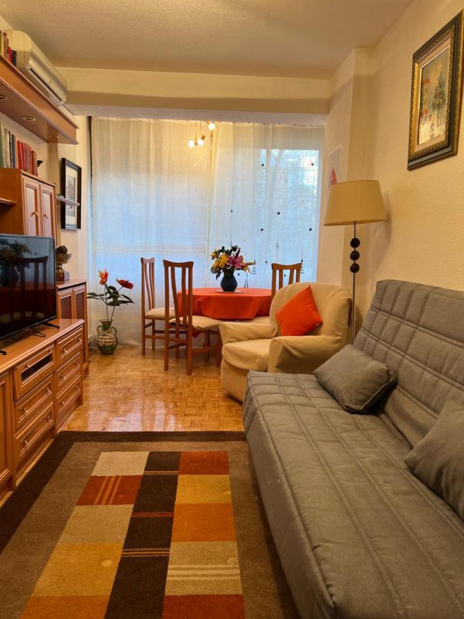 Aparment Legazpi Apartment Мадрид Екстериор снимка